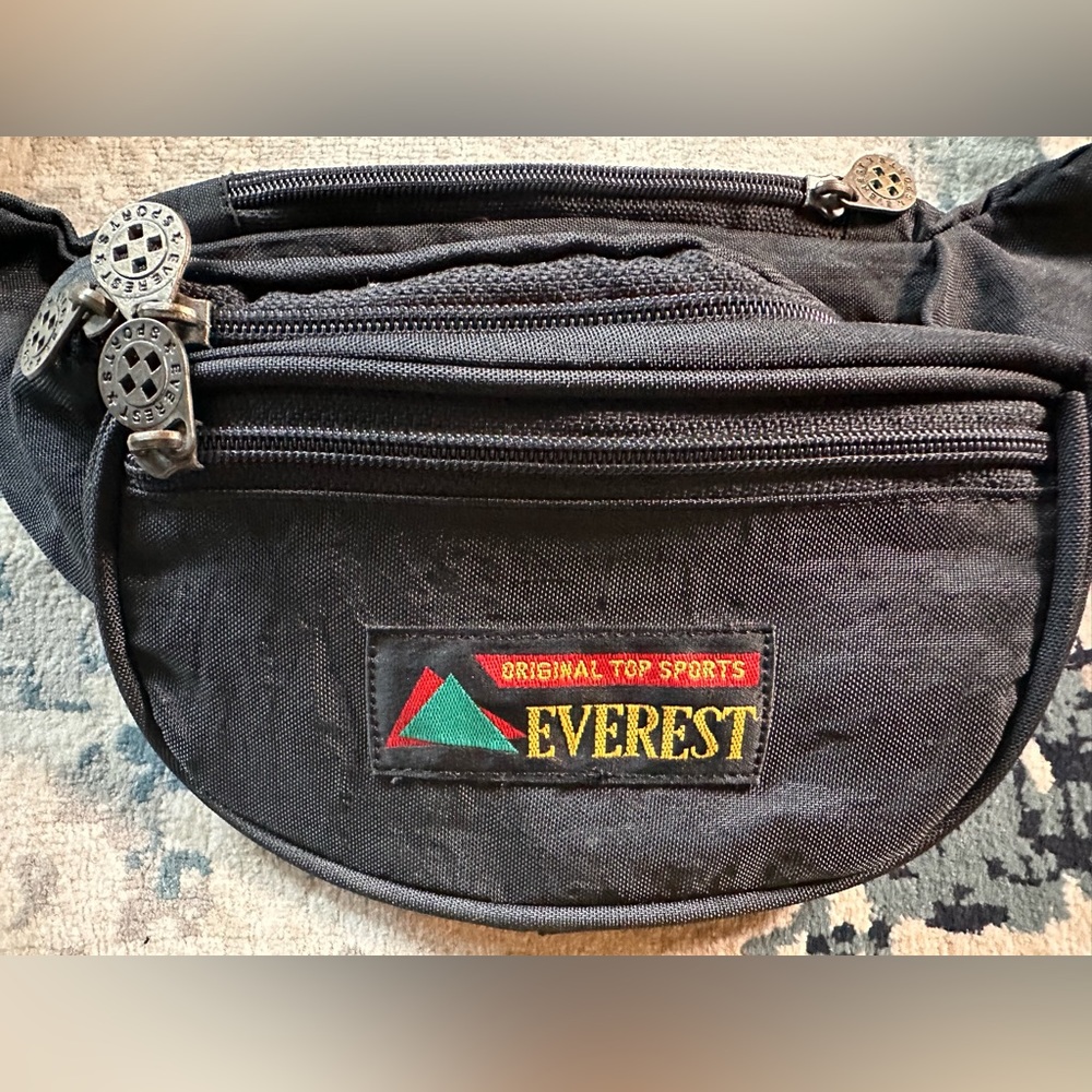 Vintage Everest Black 3-Compartment Fanny Pack vintage 90s nostalgia hiking euc
